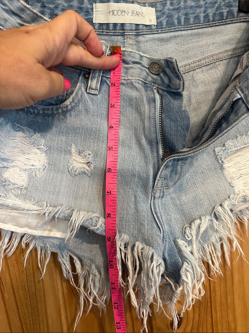 Hidden Jeans Light Wash Distressed Denim Cutoff Shorts - Picture 5 of 5